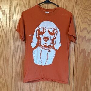Double U Rust Dog Graphic T-Shirt